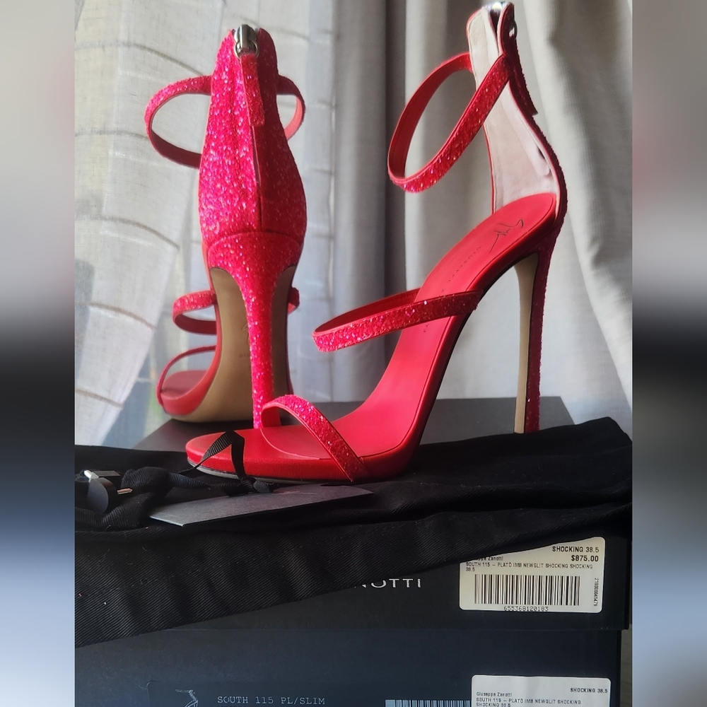 NWT Giuseppe Zanotti Shocking Heels Size 8.5